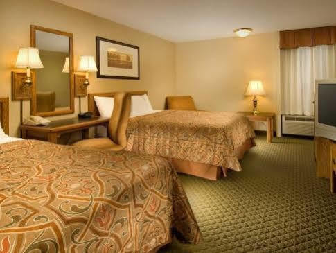 Hotel Days By Wyndham Rolla